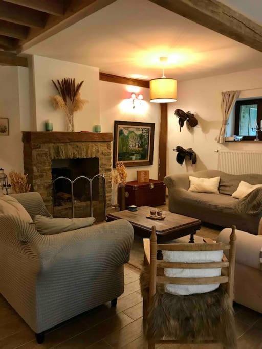 Les Ecuries De Lesse Villa Libin Exterior photo